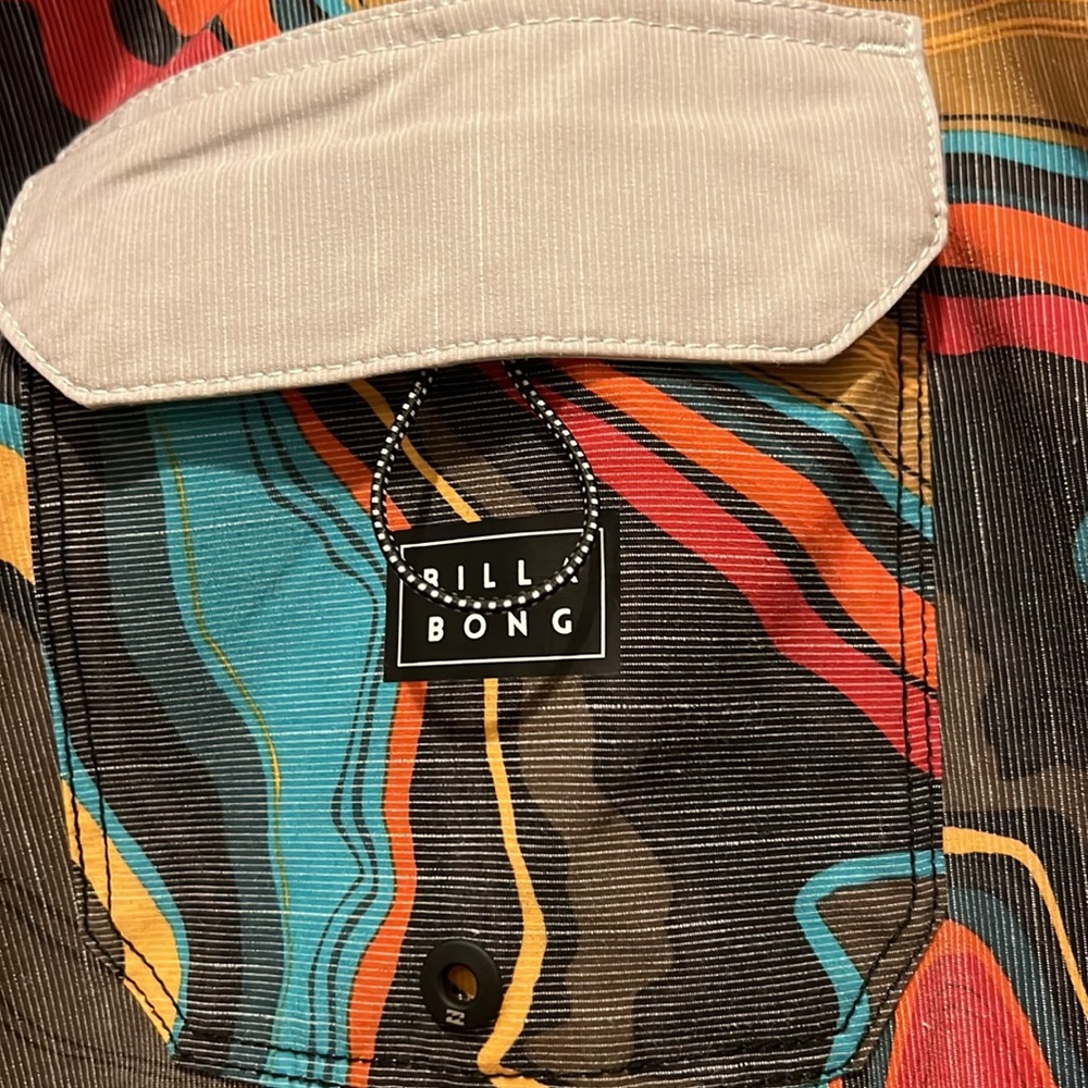 Billabong board shorts size 38. - Picture 4 of 6